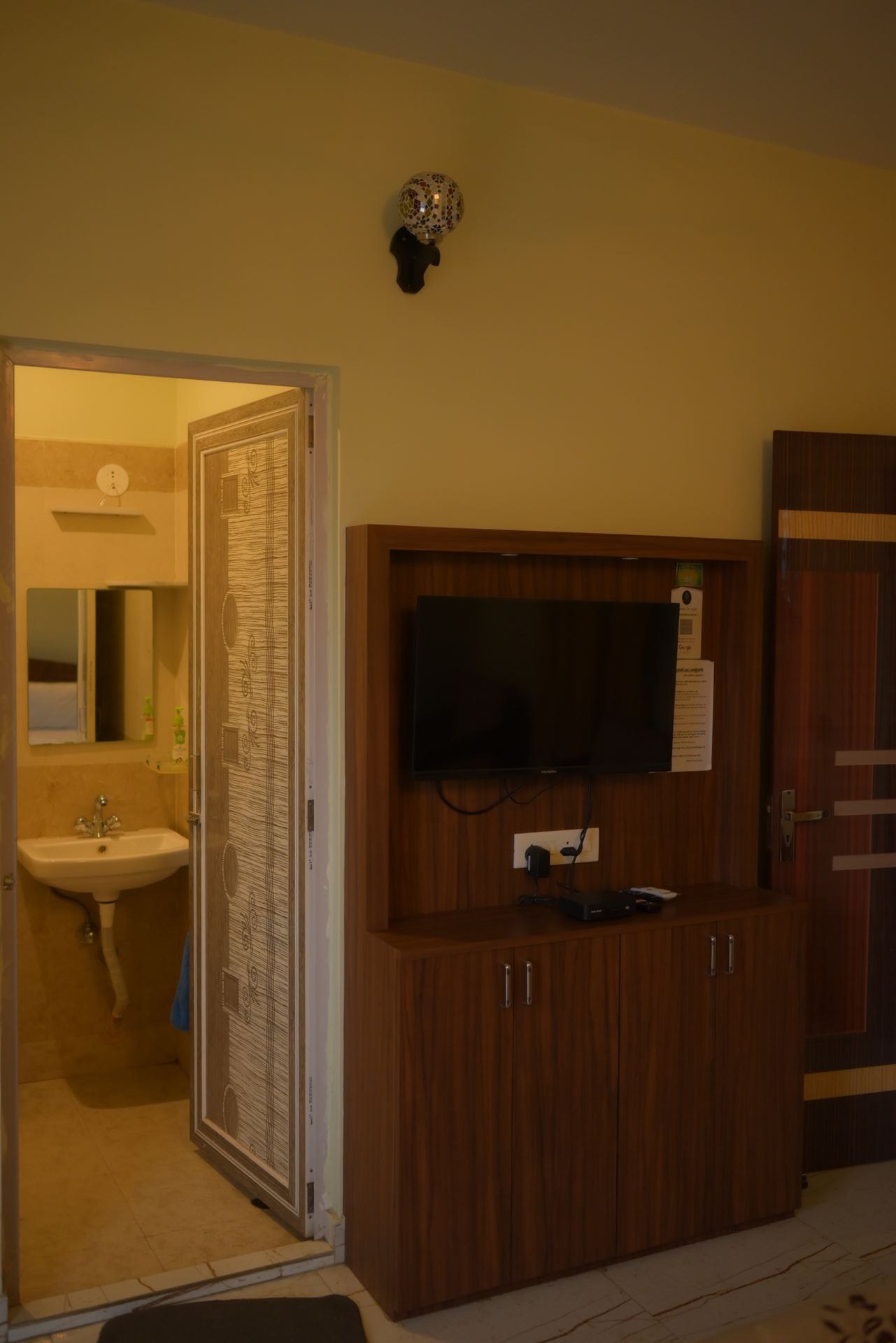 Manashi Bathroom